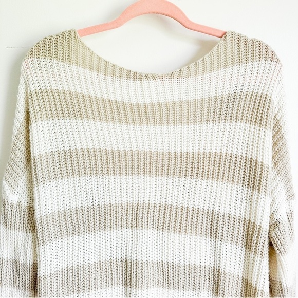 ASOS PrettyLittleThing Tan Cream Stripe twist back sweater sz Small/ Medium - Picture 6 of 10